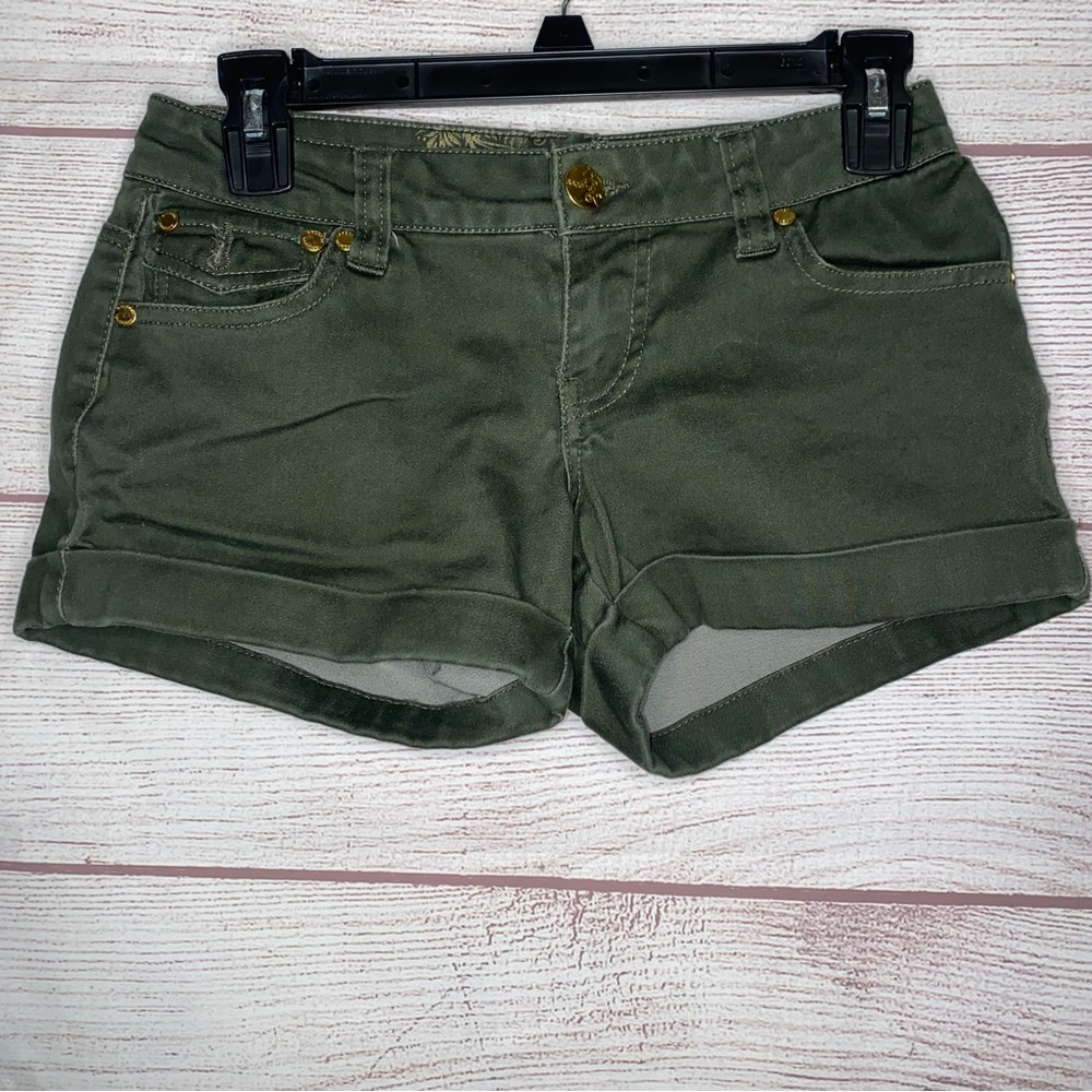 Arden B green women’s shorts
